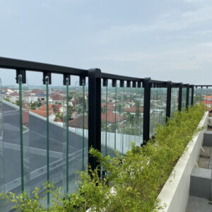 Railing + tralis (13) Railing + tralis (13)